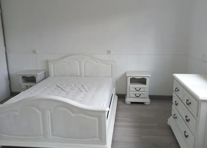 度假居 Des Forets Tresauvaux